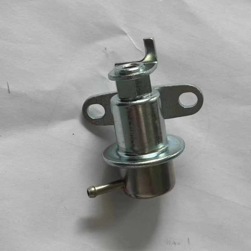 Top Quality 23280-11070 Fuel Pressure Regulator for Toyota COROLLA VIOS YARIS Urban Cruiser
