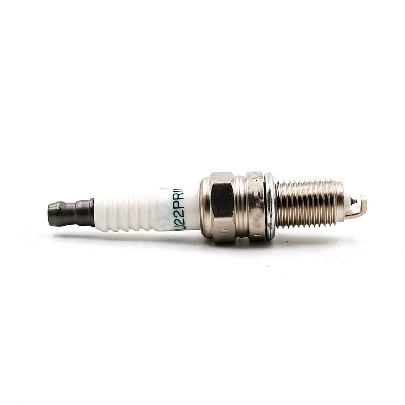 Auto Spare Parts Genuine Platinum iridium Spark Plug  OEM 90048-51188 for TOYOTA RUSH 2006