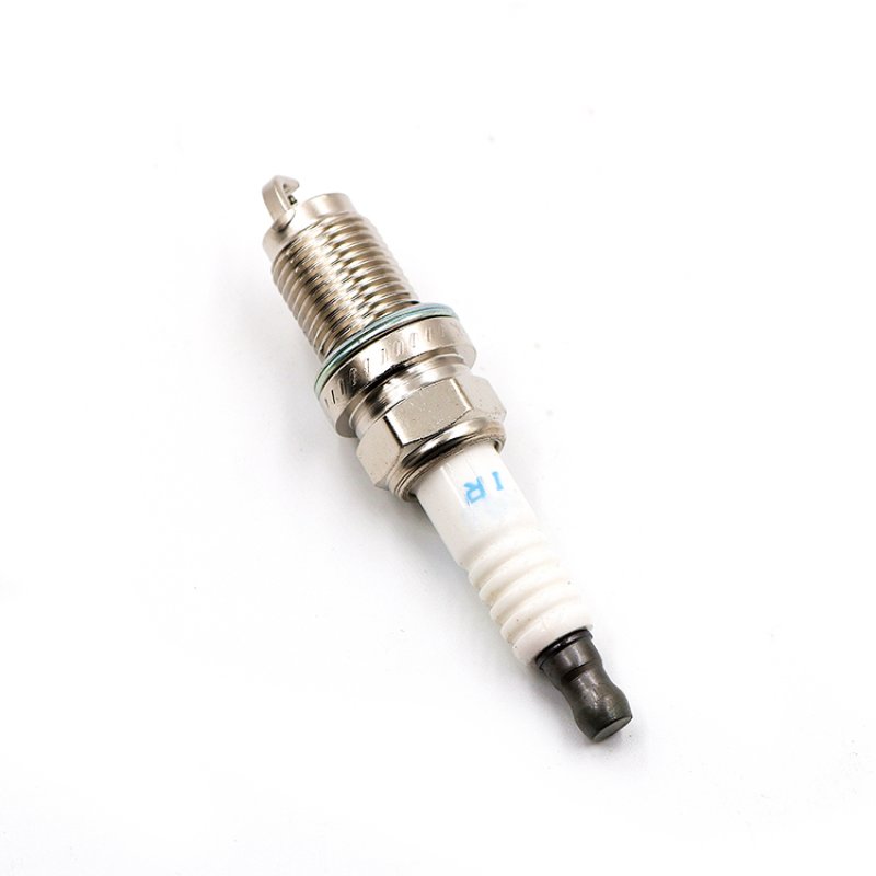 Good Quality Laser Iridium Platinum Spark Plug OEM 9807B-5617W IZFR6K11 for Honda CR-V IV ACURA
