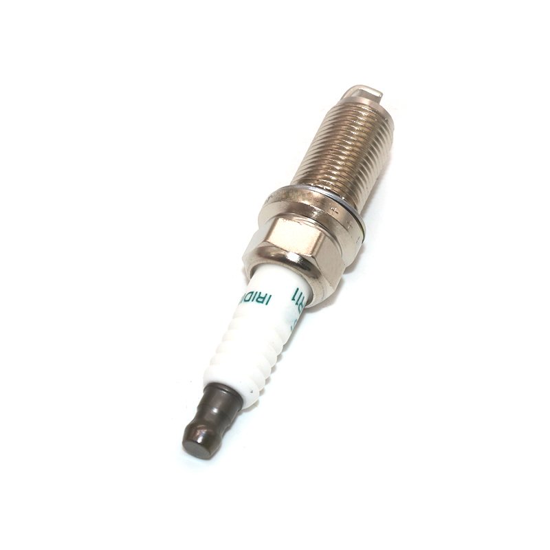 Auto Accessories Spark Plug OEM 90919-01233 for LEXUS CT200h 2010-2020  GS SERIES 2012-2018